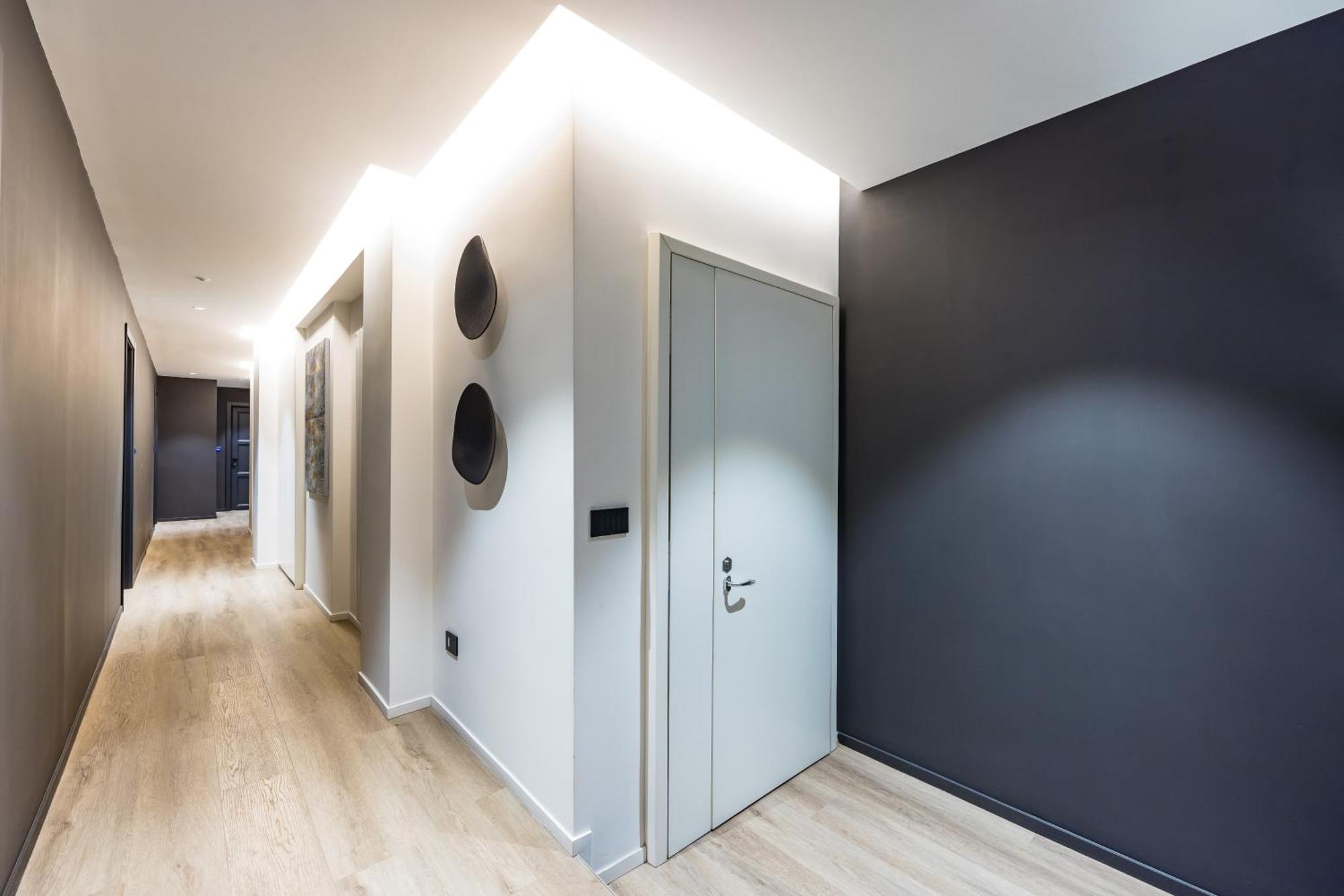 Mh Suites Plebiscito Naples Exterior photo